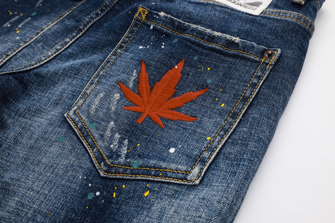 DSQ2 Maple leaf Short Jeans