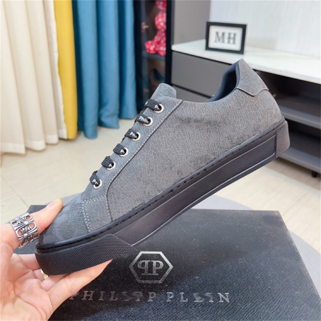 PP Casual Fashion Skull Sneakers